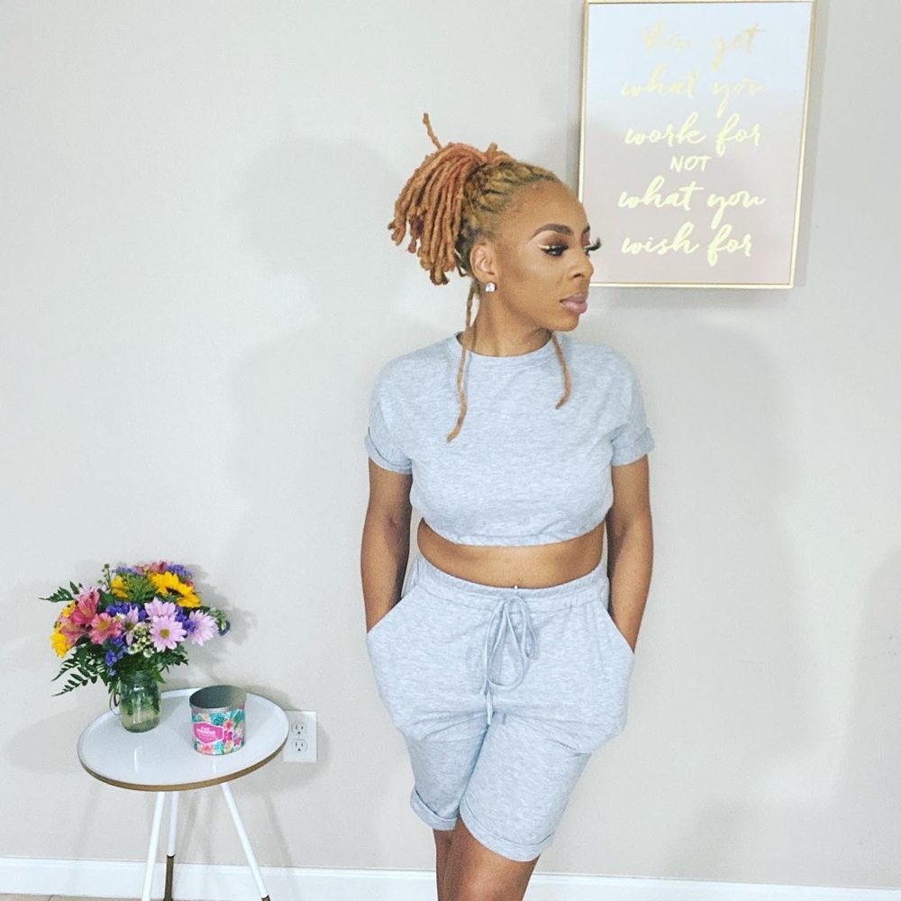 2 piece lounge set